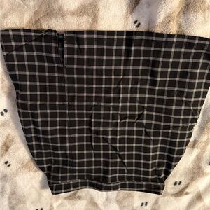 Hollister Black and Gray Checkered Pencil Skirt
